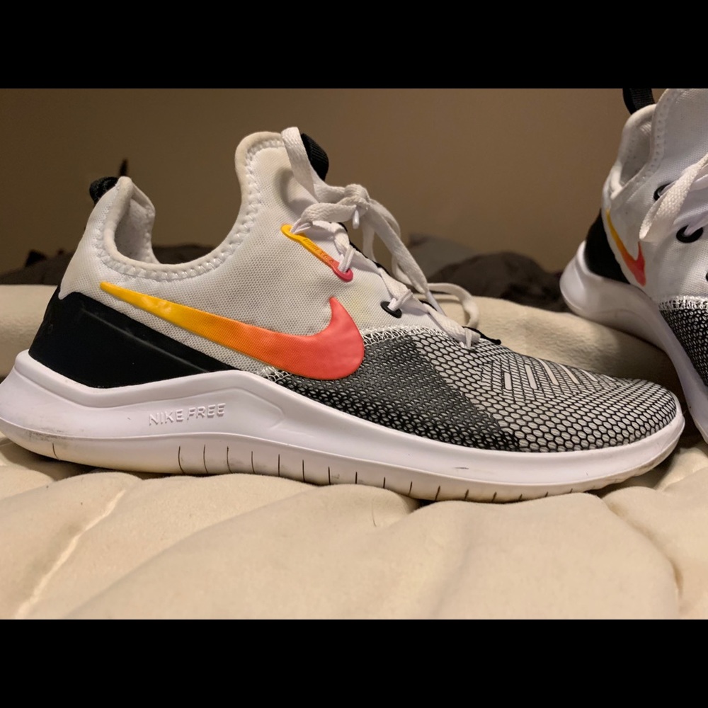 Like new Nike free run training shoes